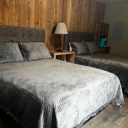 Parkway Yellowstone Guest House Room #2 Gardiner Extérieur photo