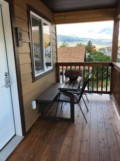Parkway Yellowstone Guest House Room #2 Gardiner Extérieur photo