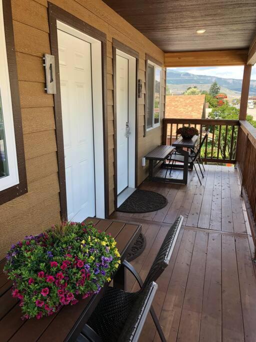 Parkway Yellowstone Guest House Room #2 Gardiner Extérieur photo